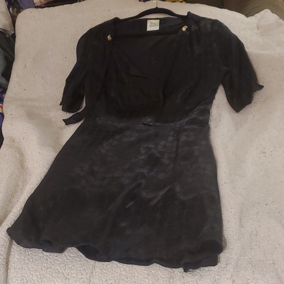 Dagg and stacey dress - Picture 2 of 4